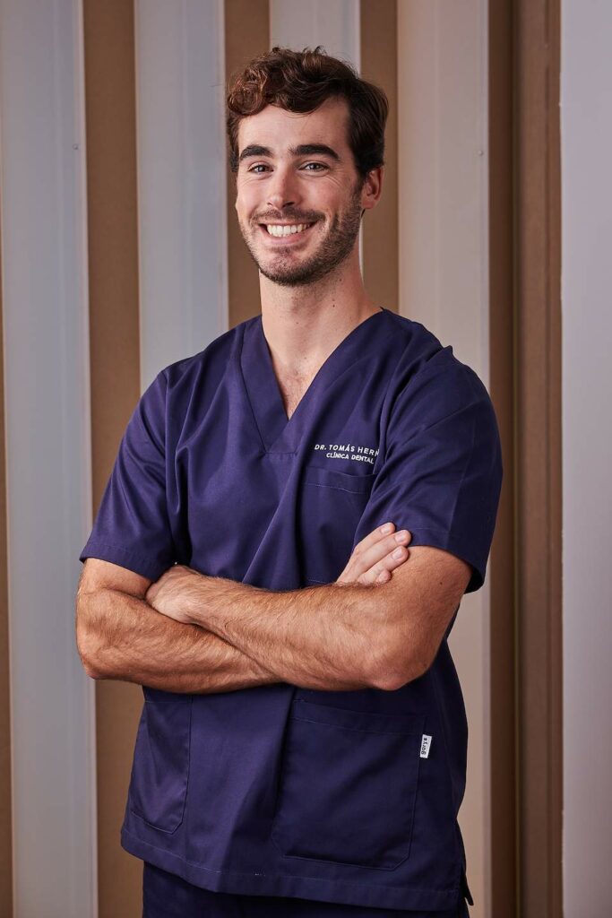 equipo de odontólogos en carabanchel Dr. Luis zamalloa